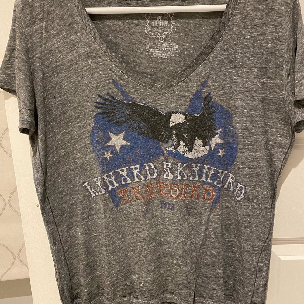 Trunk Lynard Skynard Graphic Tee